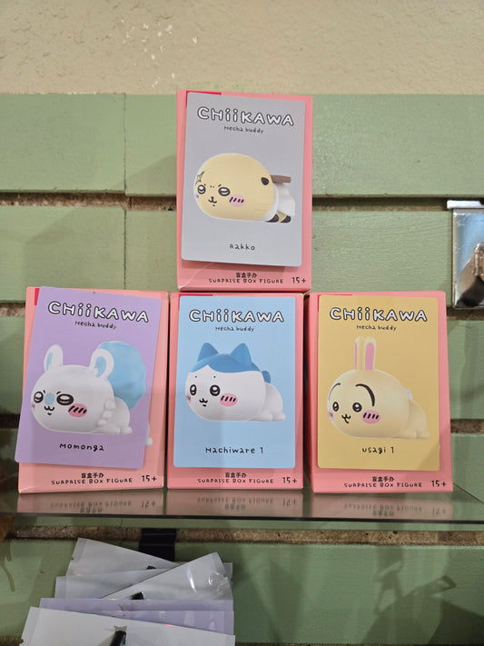Chiikawa figures
